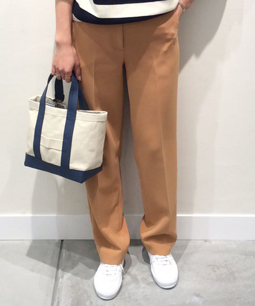 HELIOPOLE(エリオポール)の「ダブルクロスストレートタックパンツ(その他パンツ・レディース・ネイビー/ブラック/キャメル・38/34/36/40)」の1枚目の写真
