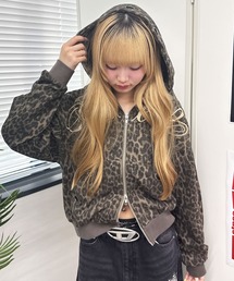 <2サイズ展開 / ユニセックス>アイレットデザイン　ジップパーカー