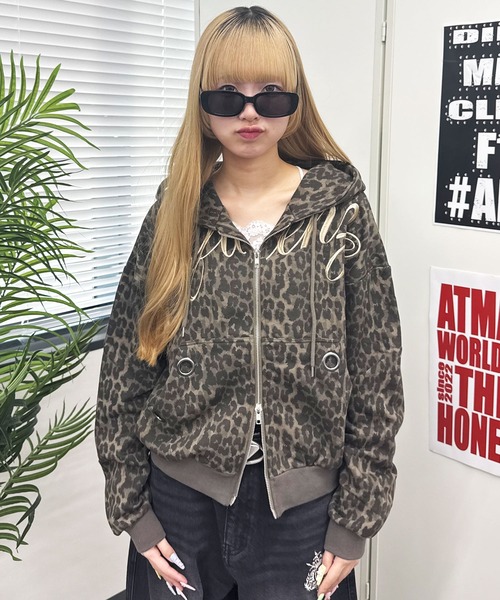 ATMARK(アットマーク)の「<2サイズ展開 / ユニセックス>アイレットデザイン ジップパーカー(パーカー・メンズ・レオパード/ピンク/ブラック・M/S)」の18枚目の写真