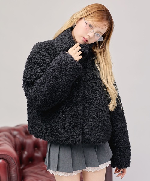 MSGirl（エムエスジーガール）の「スタンドネックプードルボアショートブルゾン（ブルゾン・レディース・グレー系/ブラック/ブラウン系/アイボリー・FREE）」の15枚目の写真