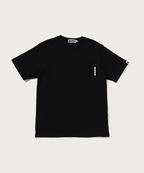 A BATHING APE(アベイシングエイプ)の「LINE CAMO FLAG LABEL POCKET TEE(Tシャツ/カットソー・メンズ・ホワイト/ブラック・MEDIUM/LARGE/XX-LARGE/X-LARGE/SMALL)」の1枚目の写真