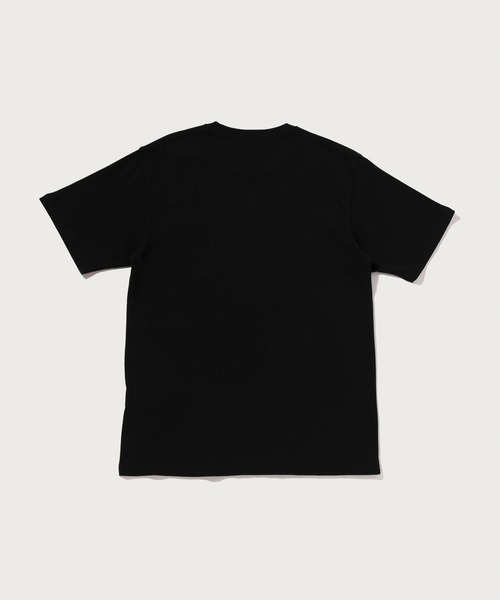 A BATHING APE(アベイシングエイプ)の「LINE CAMO FLAG LABEL POCKET TEE(Tシャツ/カットソー・メンズ・ホワイト/ブラック・MEDIUM/LARGE/XX-LARGE/X-LARGE/SMALL)」の4枚目の写真
