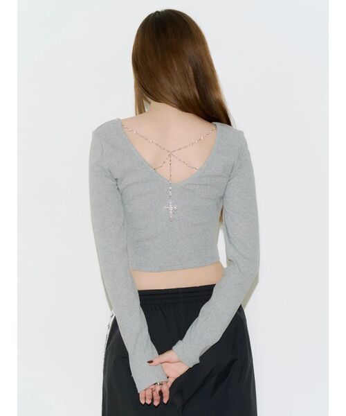 EVRIS(エヴリス)の「BACK CHARM ロングスリーブトップス 秋服(Tシャツ/カットソー・レディース・グレー/レッド/ブラック・FREE)」の17枚目の写真