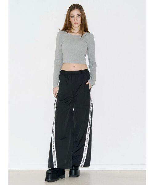 EVRIS(エヴリス)の「BACK CHARM ロングスリーブトップス 秋服(Tシャツ/カットソー・レディース・グレー/レッド/ブラック・FREE)」の20枚目の写真