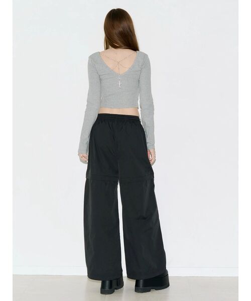 EVRIS(エヴリス)の「BACK CHARM ロングスリーブトップス 秋服(Tシャツ/カットソー・レディース・グレー/レッド/ブラック・FREE)」の22枚目の写真