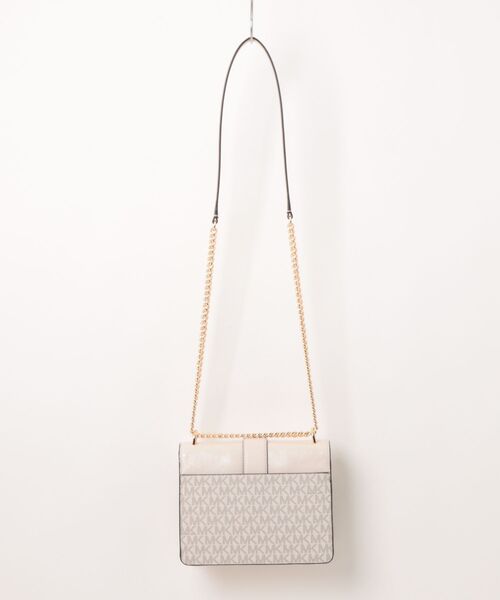MICHAEL KORS(マイケルコース)の「GREENWICH SM FLAP XBODY(ショルダーバッグ・レディース・ベージュ系・FREE)」の2枚目の写真