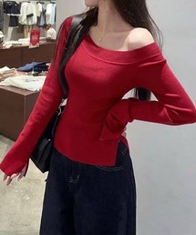 スリット入りオフショルダー