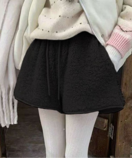 SHEPP(シープ)の「【26年秋冬新作】ふわもこボアショートパンツ(その他パンツ・レディース・ブラウン/アイボリー/グレー・M)」の17枚目の写真