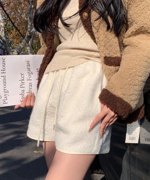 SHEPP(シープ)の「【26年秋冬新作】ふわもこボアショートパンツ(その他パンツ・レディース・ブラウン/アイボリー/グレー・M)」の13枚目の写真