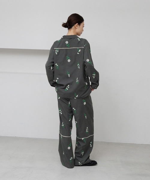 BAYFLOW（ベイフロー）の「エンブロイダリーパンツ（その他パンツ・レディース・ブラック/ブラウン・FREE）」の9枚目の写真