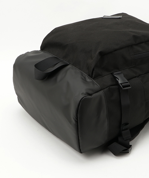 WEGO(ウィゴー)の「WEGO/ティアドロップリュック(バックパック/リュック・メンズ・ネイビー/ブラック/レッド・FREE)」の6枚目の写真