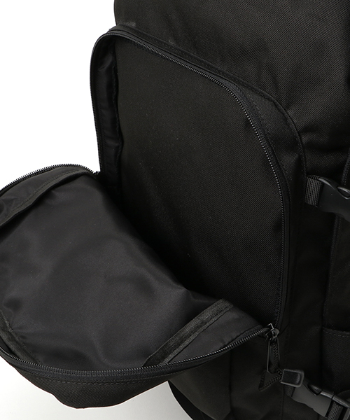 WEGO(ウィゴー)の「WEGO/ティアドロップリュック(バックパック/リュック・メンズ・ネイビー/ブラック/レッド・FREE)」の9枚目の写真