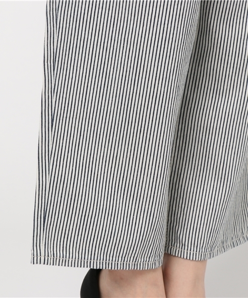 Moname（モナーム）の「■Moname   ヒッコリー デニムストライプパンツ   WIDE PANTS(ワイドパンツ)  41172214（デニムパンツ・レディース・ホワイト・23inch/26inch/24inch/25inch）」の8枚目の写真