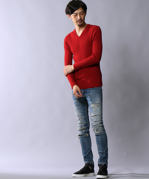 5351 POUR LES HOMMES(ゴーサンゴーイチプールオム)の「【定番/新色】ホールガーメントVネックニット(ニット/セーター・メンズ・ブルー/ホワイト×ブラック/ホワイト/ブラック/レッド・44/46/48)」の8枚目の写真