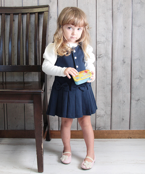 Rora（ローラ）の「メラ ジャンパースカート(2color)（ジャンパースカート・キッズ・ブラック/ネイビー・90㎝/110cm/120cm/130cm/100cm/140cm）」の14枚目の写真