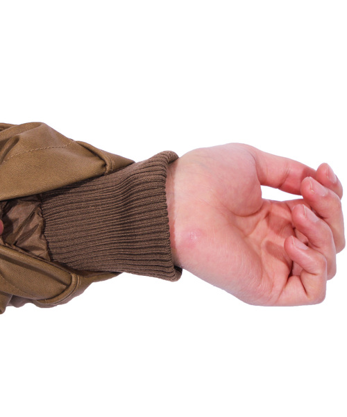 8(eight)(エイト)の「ファー付き 中綿 PUレザージャケット ブルゾン(ダウンジャケット/コート・メンズ・ブラック/キャメル/ブラウン・MEDIUM/X-LARGE/LARGE)」の11枚目の写真