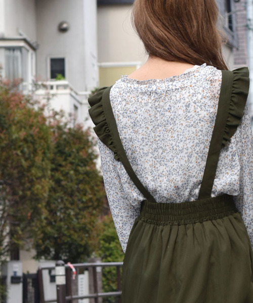 w closet(ダブルクローゼット)の「フリルサスペンダー付きスカート(スカート・レディース・ベージュ/ブラック/カーキ・FREE)」の18枚目の写真