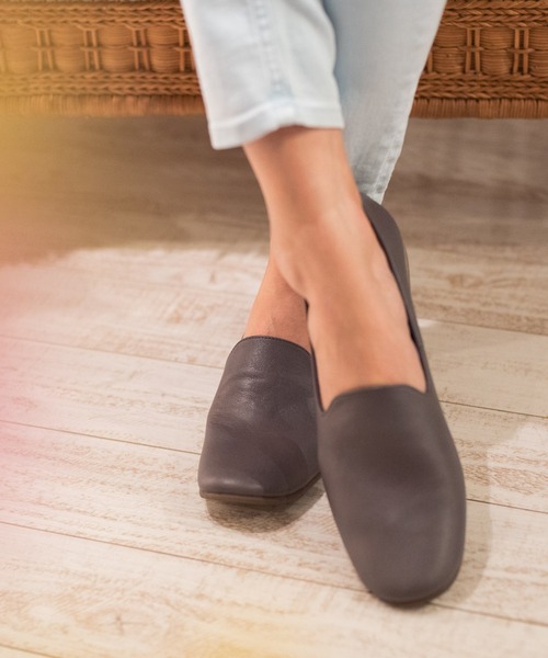 neue marche（ノイエマルシェ）の「ソフトレザースリッポン/823K【日本製】大きいサイズ＆小さいサイズ（スリッポン・レディース・ホワイト/ブラック/シルバー/ブラウン/カーキ/ガンメタ/ネイビー/アイボリー/ダークベージュ・22cm/22.5cm/23cm/23.5cm/24cm/24.5cm/25cm/21.5cm/25.5cm/21cm）」の16枚目の写真