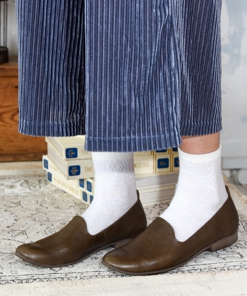 neue marche（ノイエマルシェ）の「ソフトレザースリッポン/823K【日本製】大きいサイズ＆小さいサイズ（スリッポン・レディース・ホワイト/ブラック/シルバー/ブラウン/カーキ/ガンメタ/ネイビー/アイボリー/ダークベージュ・22cm/22.5cm/23cm/23.5cm/24cm/24.5cm/25cm/21.5cm/25.5cm/21cm）」の15枚目の写真