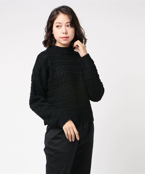 STYLEBLOCK（スタイルブロック）の「プルオーバーカシミアタッチケーブル編みニット（ニット/セーター・レディース・ホワイト/イエロー/ライトベージュ/ブラック・M）」の2枚目の写真