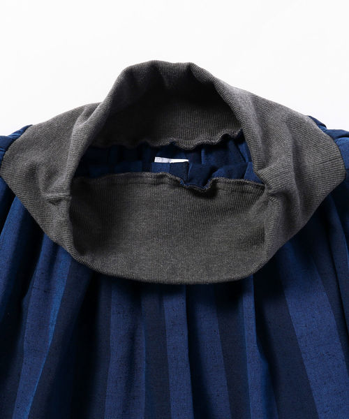 fennica（フェニカ）の「GOOD WEAVER × fennica / 別注 久留米絣 ギャザー フレアスカート（スカート・レディース・ブルー/グリーン・ONE SIZE）」の17枚目の写真