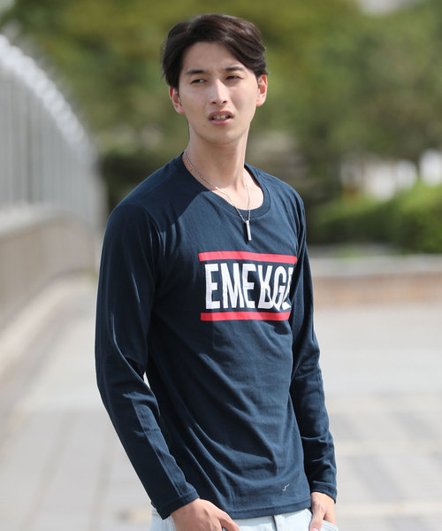 TopIsm(トップイズム)の「シンプルロゴプリントロングTシャツ(Tシャツ/カットソー・メンズ・A/B/C/D/F/G/H/I/J/K/L/M/N/O/P/Q/R/S/T・LL/M/L)」の1枚目の写真
