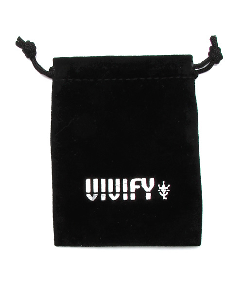 VIVIFY(ビビファイ)の「ピアス/スター/パヴェ(ピアス(片耳用)・メンズ・シルバー×キュービック/シルバー×ブラックキュービック・フリー)」の4枚目の写真
