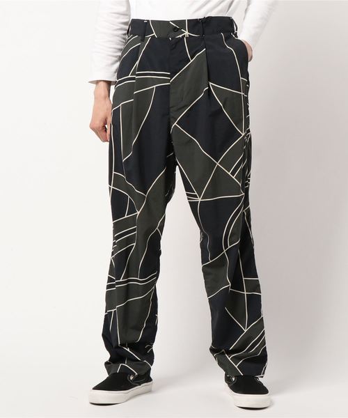 JOURNAL STANDARD J.S HOMESTEAD(ジャーナルスタンダードホームステッド)の「Line camo sarouel PT♯(その他パンツ・メンズ・スミクロ/ブラック系その他・MEDIUM/LARGE)」の2枚目の写真
