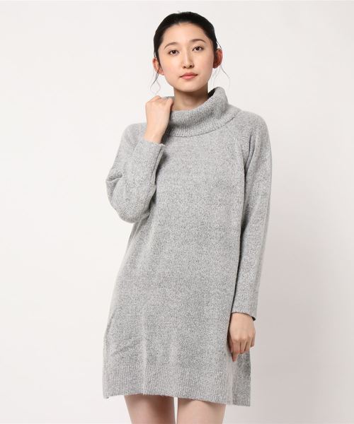 BELLUNA(ベルーナ)の「ブークレーニットオフタートルワンピース(ワンピース・レディース・ライトグレー/ネイビー/ターコイズブルー/ピンク・MEDIUM/LARGE/X-LARGE)」の7枚目の写真