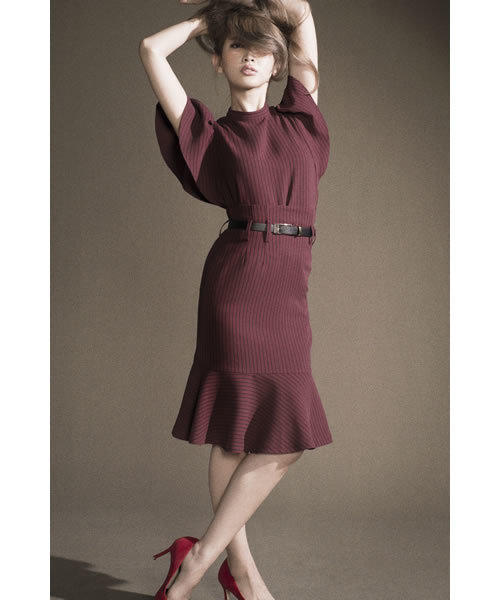 DRWCYS(ドロシーズ)の「カラーパンプス(パンプス・レディース・ブラック/ベージュ/ネイビー/レッド・LARGE/MEDIUM)」の15枚目の写真