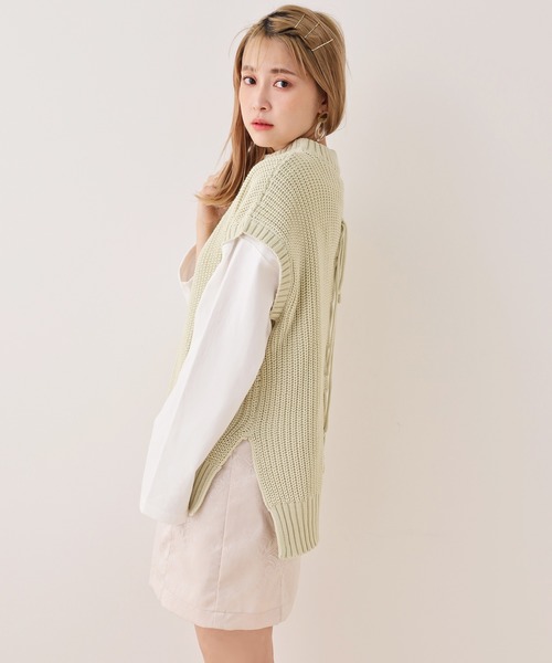 one after another NICE CLAUP(ワンアフターアナザーナイスクラップ)の「後ろレースアップニットベスト(ベスト・レディース・アイボリー/ベージュ/ミント・FREE)」の5枚目の写真