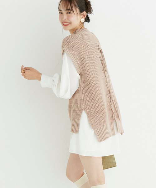 one after another NICE CLAUP(ワンアフターアナザーナイスクラップ)の「後ろレースアップニットベスト(ベスト・レディース・アイボリー/ベージュ/ミント・FREE)」の19枚目の写真