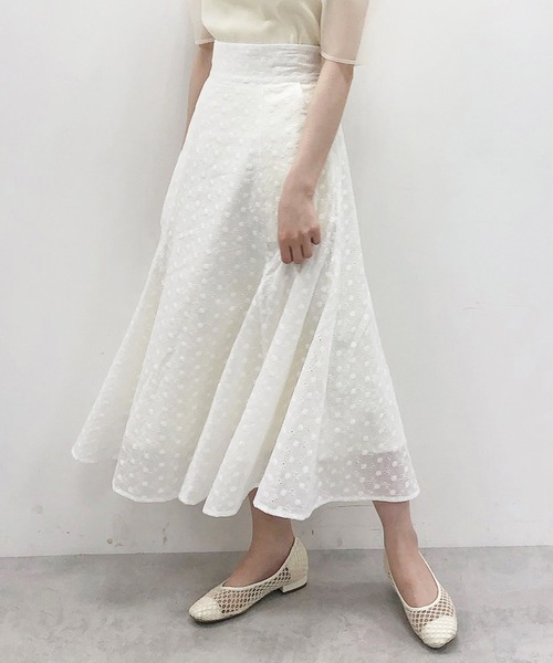 one after another NICE CLAUP（ワンアフターアナザーナイスクラップ）の「切り替えフレアスカート（スカート・レディース・ホワイト系その他/ドット/チェック/ブラック系その他/パープル・FREE）」の2枚目の写真