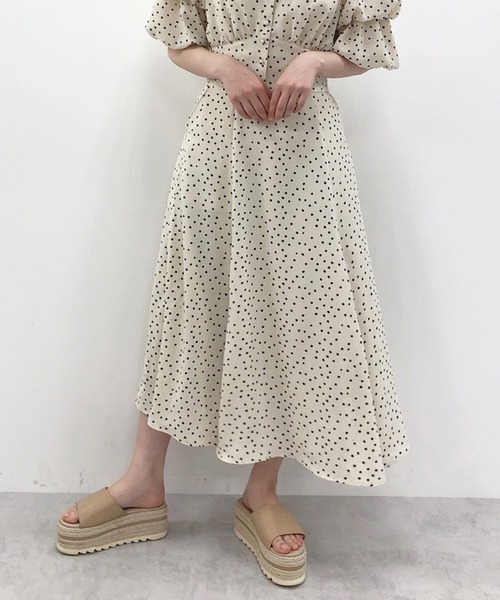 one after another NICE CLAUP（ワンアフターアナザーナイスクラップ）の「切り替えフレアスカート（スカート・レディース・ホワイト系その他/ドット/チェック/ブラック系その他/パープル・FREE）」の4枚目の写真