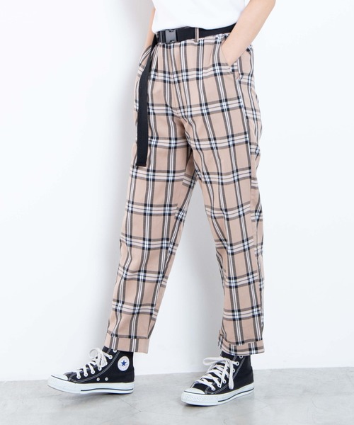 WEGO（ウィゴー）の「WEGO/【2点セット】ベルト付きチェックパンツ（スラックス・レディース・ホワイト系その他2/ベージュ系その他2/グリーン系その他2・FREE）」の2枚目の写真