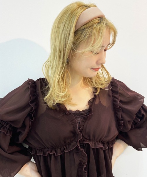 one after another NICE CLAUP(ワンアフターアナザーナイスクラップ)の「シアーフリル羽織(シャツ/ブラウス・レディース・ベージュ/ブラウン/オフホワイト・FREE)」の13枚目の写真