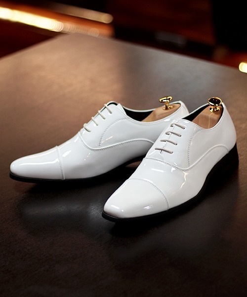 LASSU&FRISS（ラスアンドフリス）の「LASSU&FRISS / ストレートチップ 内羽根ドレスシューズ(939)（ドレスシューズ・メンズ・ブラウン系その他/ブラウン/ダークブラウン/ブラック系その他/ブラック/その他/ホワイト/ホワイト系その他/ベージュ/グレー/ネイビー・39/40/42/43/45/46/48/41/47/50/44/38/37/36）」の2枚目の写真