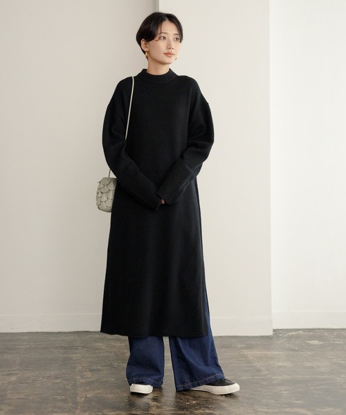 ADAM ET ROPE'(アダムエロペ)の「スリットニットワンピース(ワンピース・レディース・ブラック/ベージュ/ライトグリーン・FREE)」の20枚目の写真