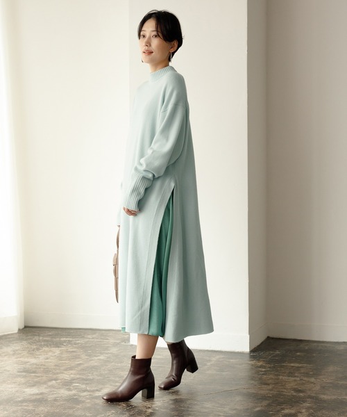 ADAM ET ROPE'(アダムエロペ)の「スリットニットワンピース(ワンピース・レディース・ブラック/ベージュ/ライトグリーン・FREE)」の21枚目の写真