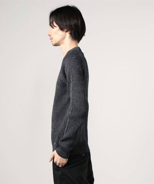 HUGO(ヒューゴ)の「コットンブレンド リフレクターヤーン リブニットセーター(ニット/セーター・メンズ・シルバー・S/M/L/XL/XXL)」の4枚目の写真