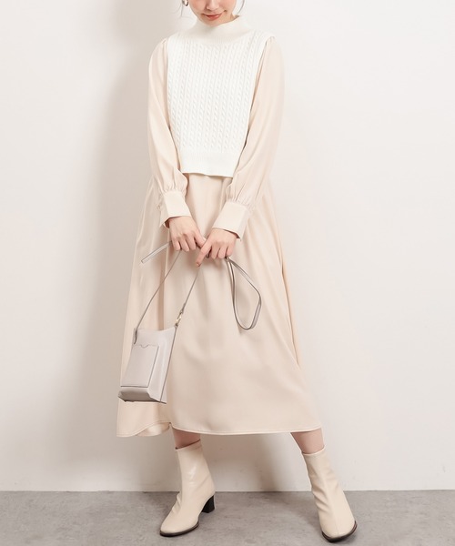 natural couture（ナチュラルクチュール）の「配色ステッチワンピース+ノースリニットベストセット（ワンピース・レディース・アイボリー/ブラック/ライトベージュ・FREE）」の6枚目の写真
