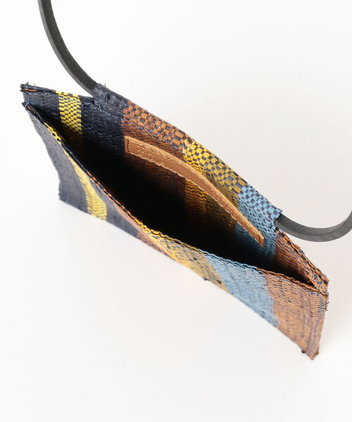 MAISON N.H PARIS（メゾンエヌアッシュパリ）の「MAISON N.H PARIS / ラフィア ミニショルダーバッグ（ショルダーバッグ・メンズ・その他1/イエロー/その他6/その他3/ブラック/その他5/その他/その他8/その他2/ブルー/その他7/その他4・ONE SIZE）」の17枚目の写真