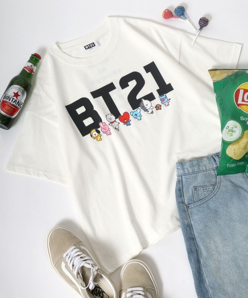 BT21（ビーティーイシビル）の「BT21◆ロゴプリントTシャツ（Tシャツ/カットソー・レディース・ホワイト/ブラック/ホワイト系その他/ブラック系その他・M）」の2枚目の写真
