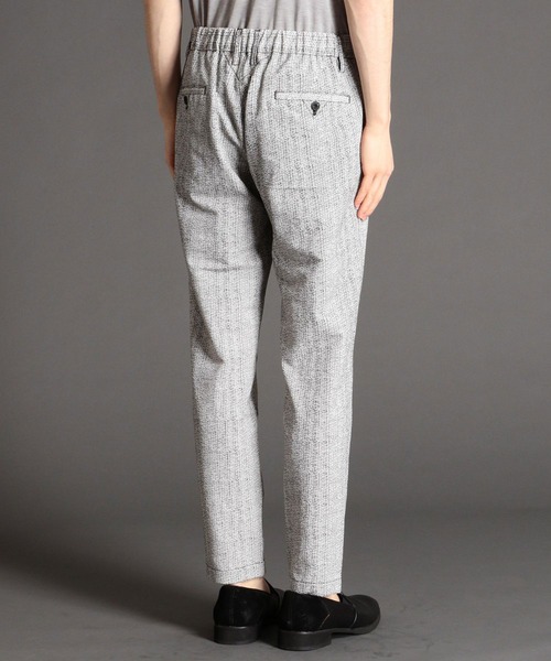 NICOLE CLUB FOR MEN（ニコルクラブフォーメン）の「シアサッカーイージーパンツ（その他パンツ・メンズ・ホワイト/ブラック/チャコールグレー/グレー・LARGE/MEDIUM/X-LARGE/SMALL）」の13枚目の写真