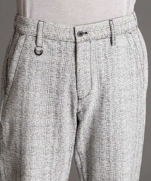 NICOLE CLUB FOR MEN（ニコルクラブフォーメン）の「シアサッカーイージーパンツ（その他パンツ・メンズ・ホワイト/ブラック/チャコールグレー/グレー・LARGE/MEDIUM/X-LARGE/SMALL）」の5枚目の写真