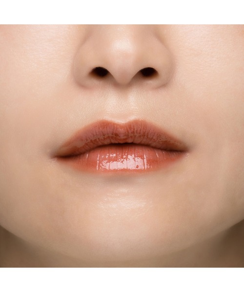 OSAJI(オサジ)の「オサジ ニュアンス リップグロス(口紅/リップティント/グロス・レディース・01 Ashita〈明日〉/02 Honne〈本音〉/03 Senkou〈閃光〉/04 Kiba〈牙〉/05 Anohanashi〈あの話〉/06 Aizu〈合図〉/07 Tabiji〈旅路〉/08 Aruhi〈ある日〉/09 Sayonara 〈さよなら〉/11 Makasete〈任せて〉/10 Kanousei〈可能性〉/12 Hokanodaremo〈他の誰も〉/13 Henai〈偏愛〉/14 Utautai〈唄うたい〉・FREE)」の19枚目の写真