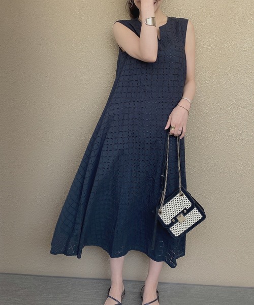 CHICWISH★刺繍アイレットノースリーブワンピース☆ ビンテージ70's○きのこ刺繍入りノースリーブワンピース
