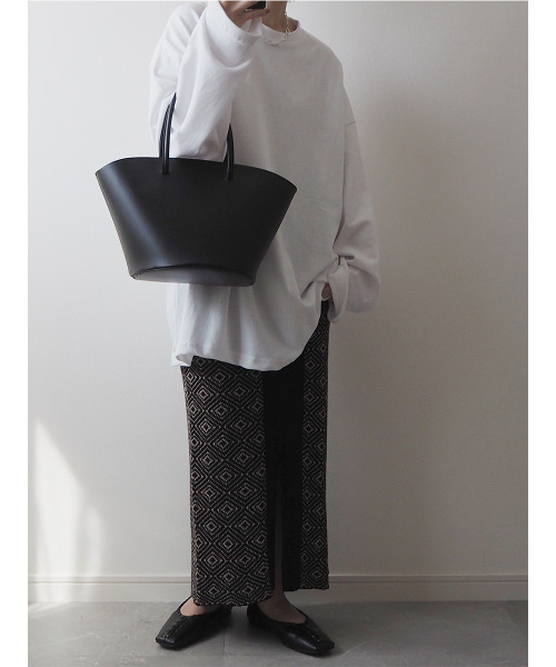 ISOOK（アイスー）の「オーバーサイズロンT / レイヤード ルーズトップス  5色展開（Tシャツ/カットソー・レディース・ホワイト/ブラック/アイボリー/ベージュ/ブラウン・FREE）」の10枚目の写真