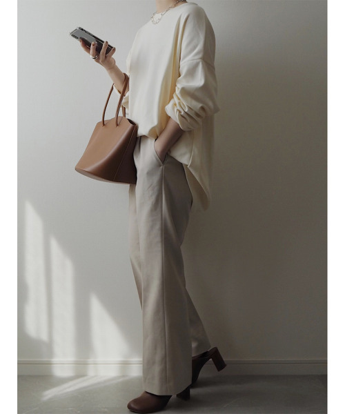 ISOOK（アイスー）の「オーバーサイズロンT / レイヤード ルーズトップス  5色展開（Tシャツ/カットソー・レディース・ホワイト/ブラック/アイボリー/ベージュ/ブラウン・FREE）」の9枚目の写真