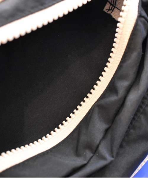 THEATRE PRODUCTS（シアタープロダクツ）の「SEASIDEスクエアショルダー（ショルダーバッグ・レディース・ブラック/ピンク/パープル/ベージュ/レッド・FREE）」の10枚目の写真